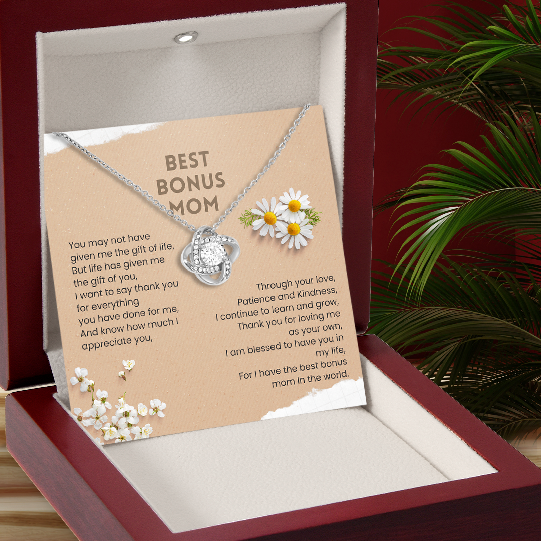 Best Bonus Mom In The World Love Knot Necklace